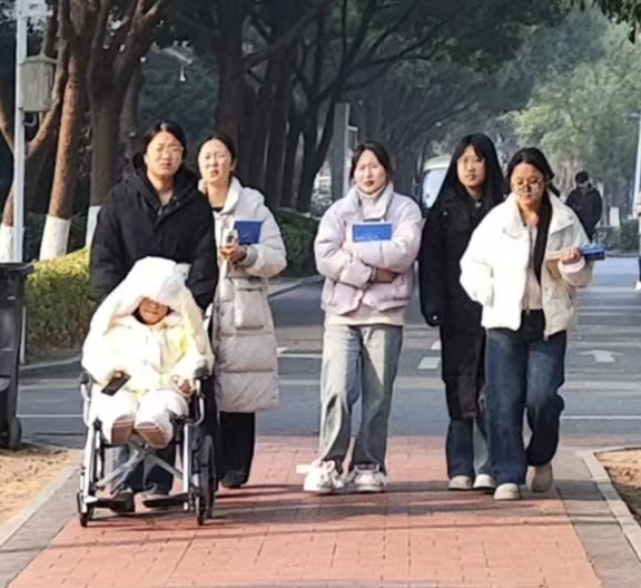 25b47302e73f91b58f619016220edb9c.jpg 25b47302e73f91b58f619016220edb9c.jpg